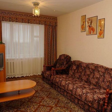 צ'רניהיב Profssoyuzny Hotel חדר תמונה