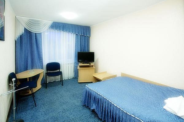 צ'רניהיב Profssoyuzny Hotel חדר תמונה